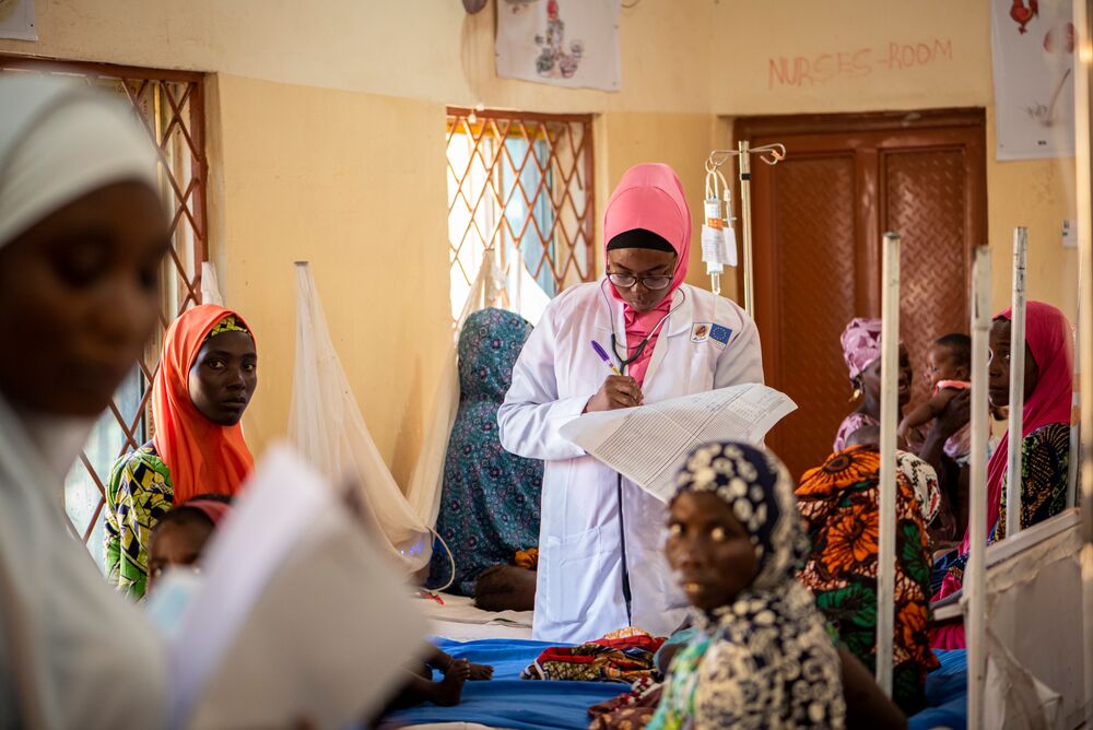 « La lutte contre la malnutrition doit débuter à la maison » : des agents de santé communautaires de Kaita, au Nigeria, montrent comment faire aux mamans 1 ALIMA Nigeria Katsina 2022 Yvonne Etinosa 4