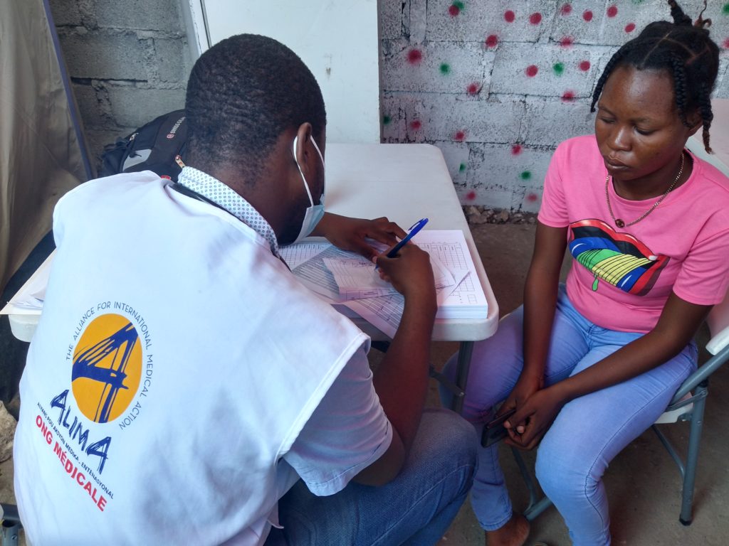 Crise en Haïti : ALIMA soigne plus de 15.000 personnes dans les camps de déplacés 1 IMG 20241007 113540791 BURST000 COVER COMP