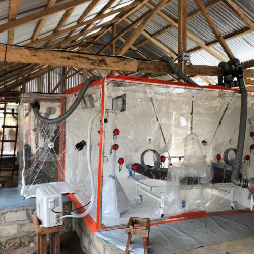 Photo 11 - GUINEE_ALIMA_EBOLA_3-CUBES_4-1024x768-1